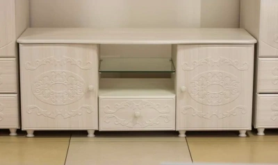 Тумба под телевизор Каролина (вудлайн кремовый/сандал светлый/стекло светлое)